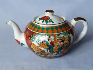 Photo of a teapot